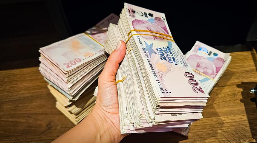 Banka hesaplarında 92 milyon TL’lik işlem şüphelileri yakalandı