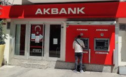 Cepler Dolacak! Akbank Yaptığı Yeni Kampanya İle 300.000 TL Kredi Verecek