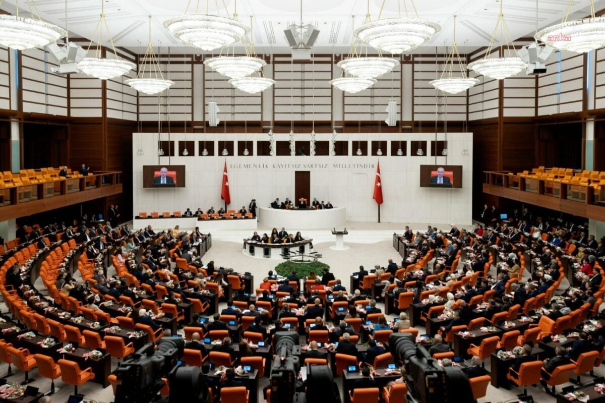 Meclis onayından geçen haber! SSK Bağkur Emekli Sandığı emeklilerine yarın 49.000 TL ödenecek!
